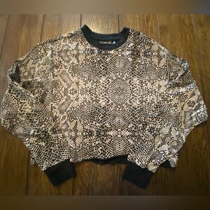 TNA Long Sleeve Snake Print Shirt Size XS B23